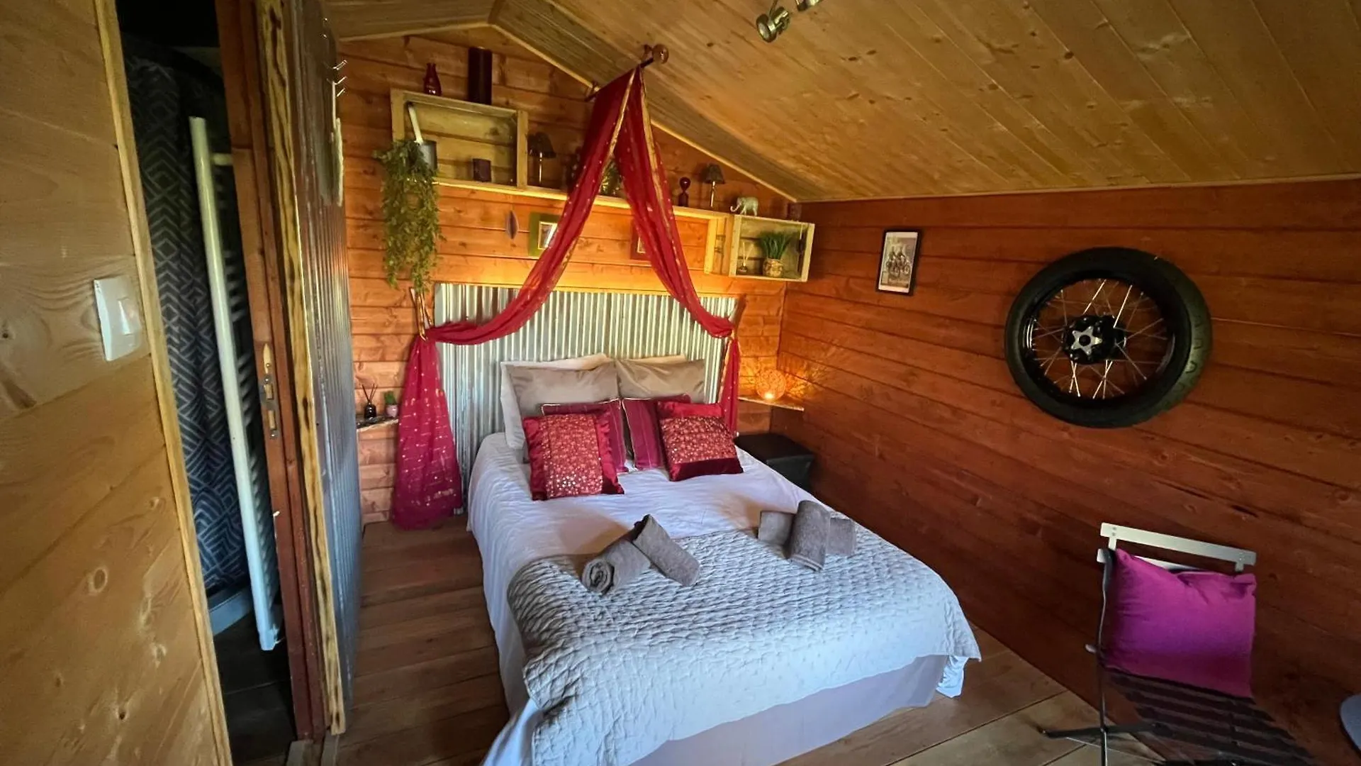Couette-café Bed and Breakfast Le Maloya à Lacaune